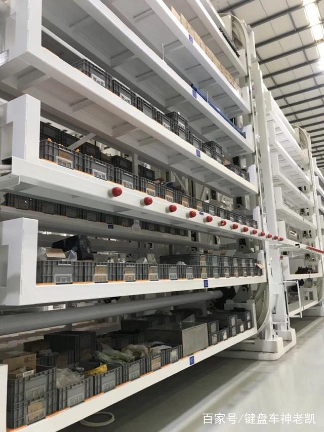 升仕310T新諜照曝光 單搖臂加持，工廠車間實(shí)拍引熱議
